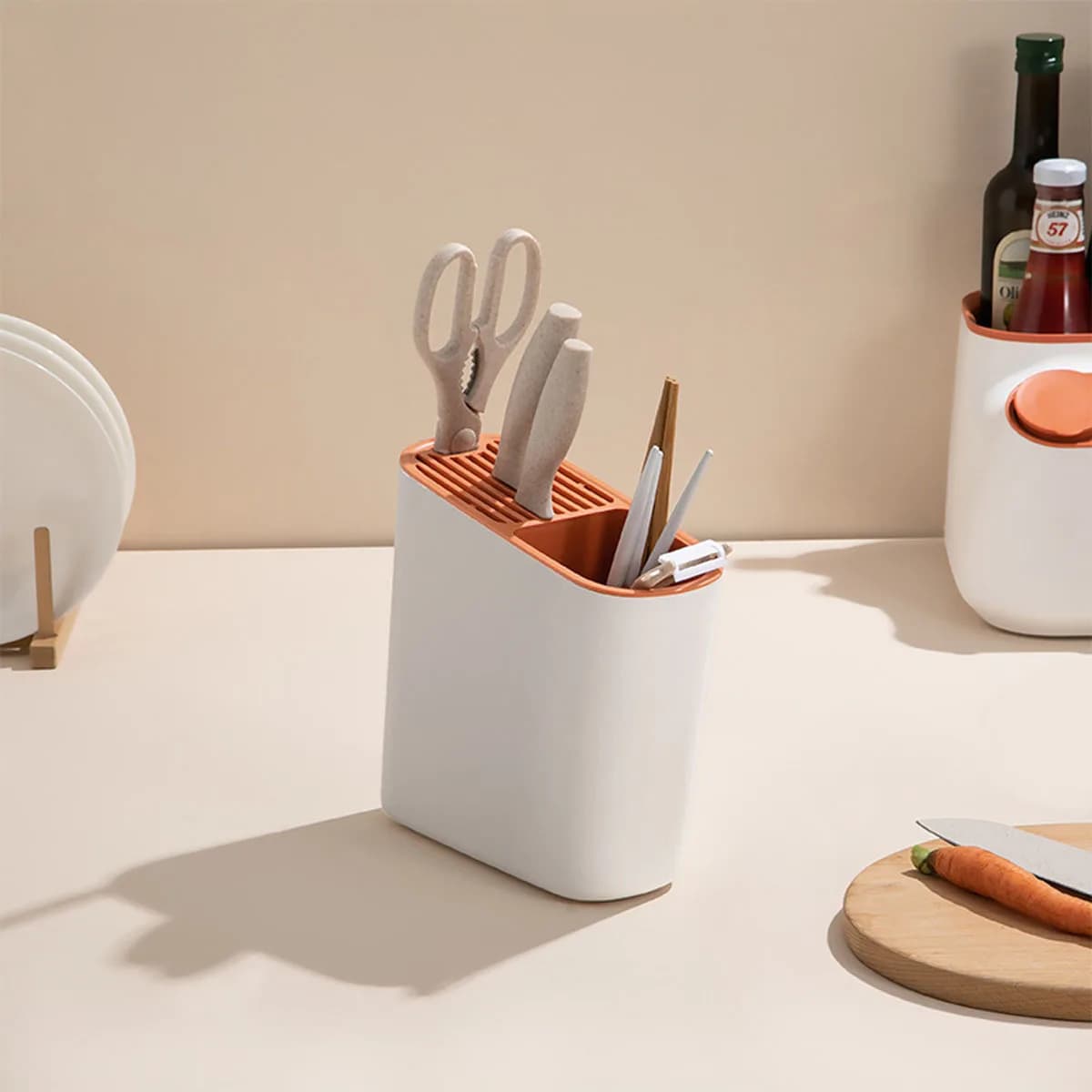1pc Portaposate da cucina multifunzionale Gabbia per bacchette inclinata Organizzatore di stoccaggio in plastica Porta bacchette per coltelli da tavola