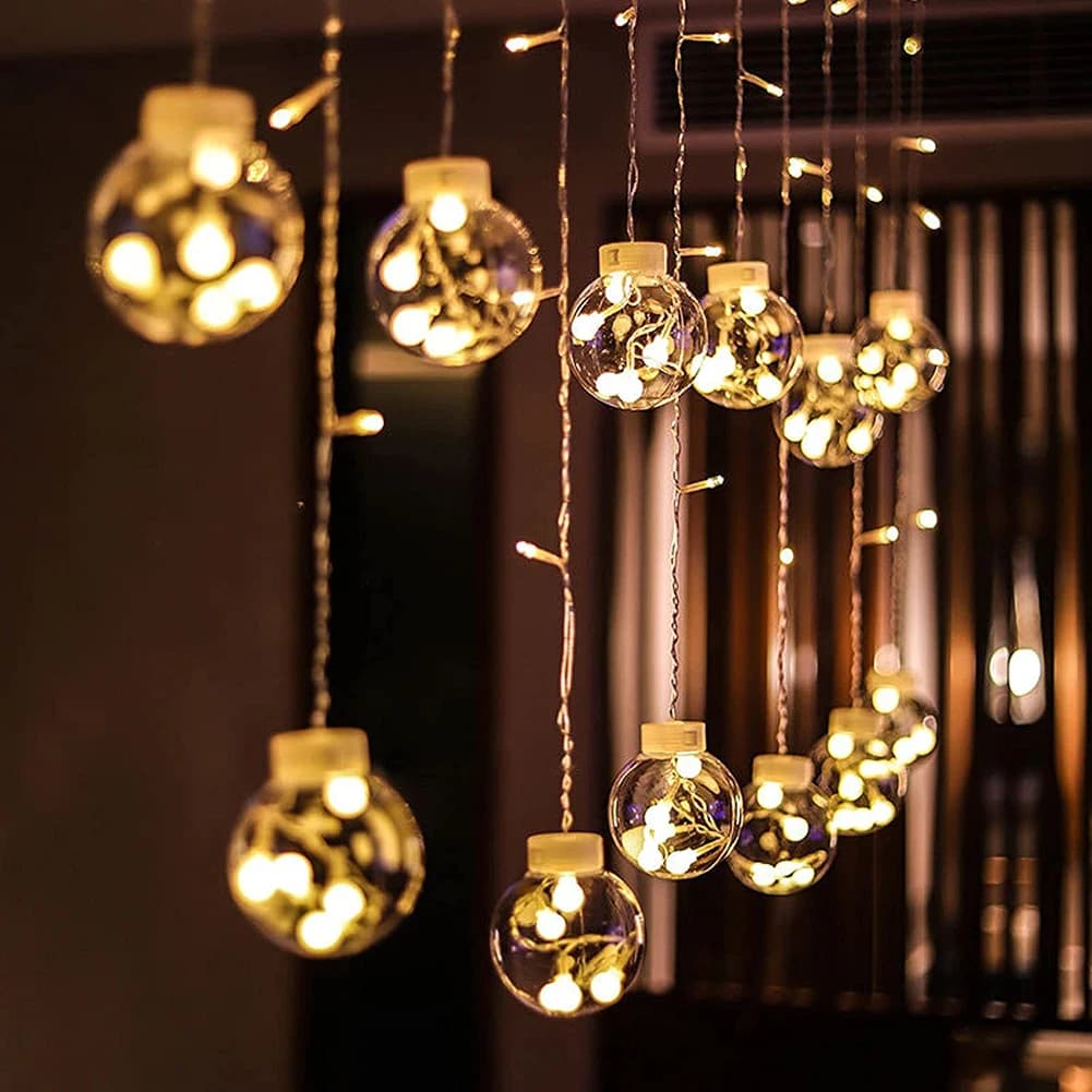 Stringhe di luci a sfera in vetro a LED per la decorazione di tende Ghirlanda di fata Lampada a lanterna Illuminazione per interni domestici per feste di matrimonio Festival