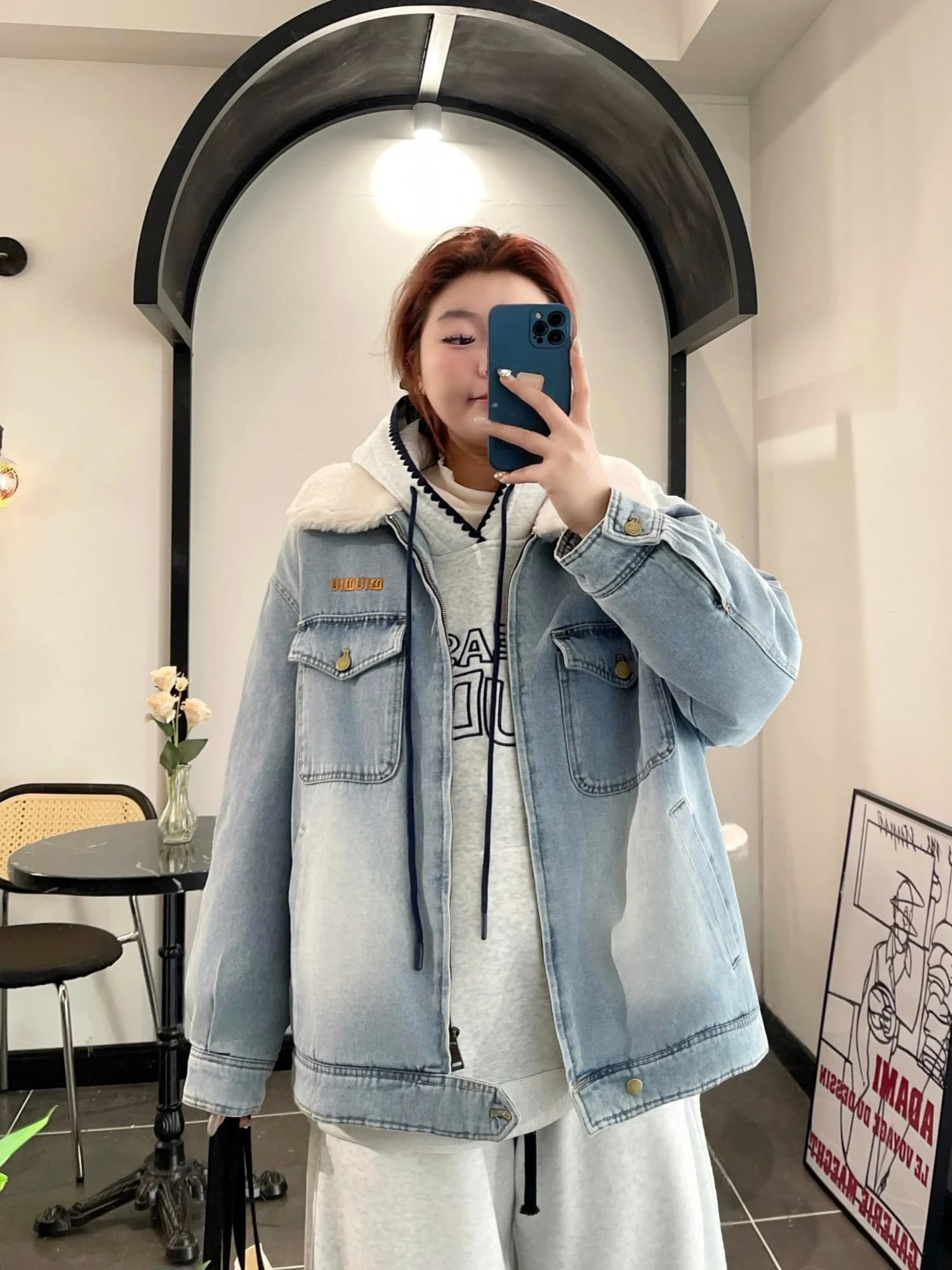 plus Size Women's Casual Cotton Blend Denim Jacket Thick Warm Stylish Korean Version Winter New Arrival for Plump Sister