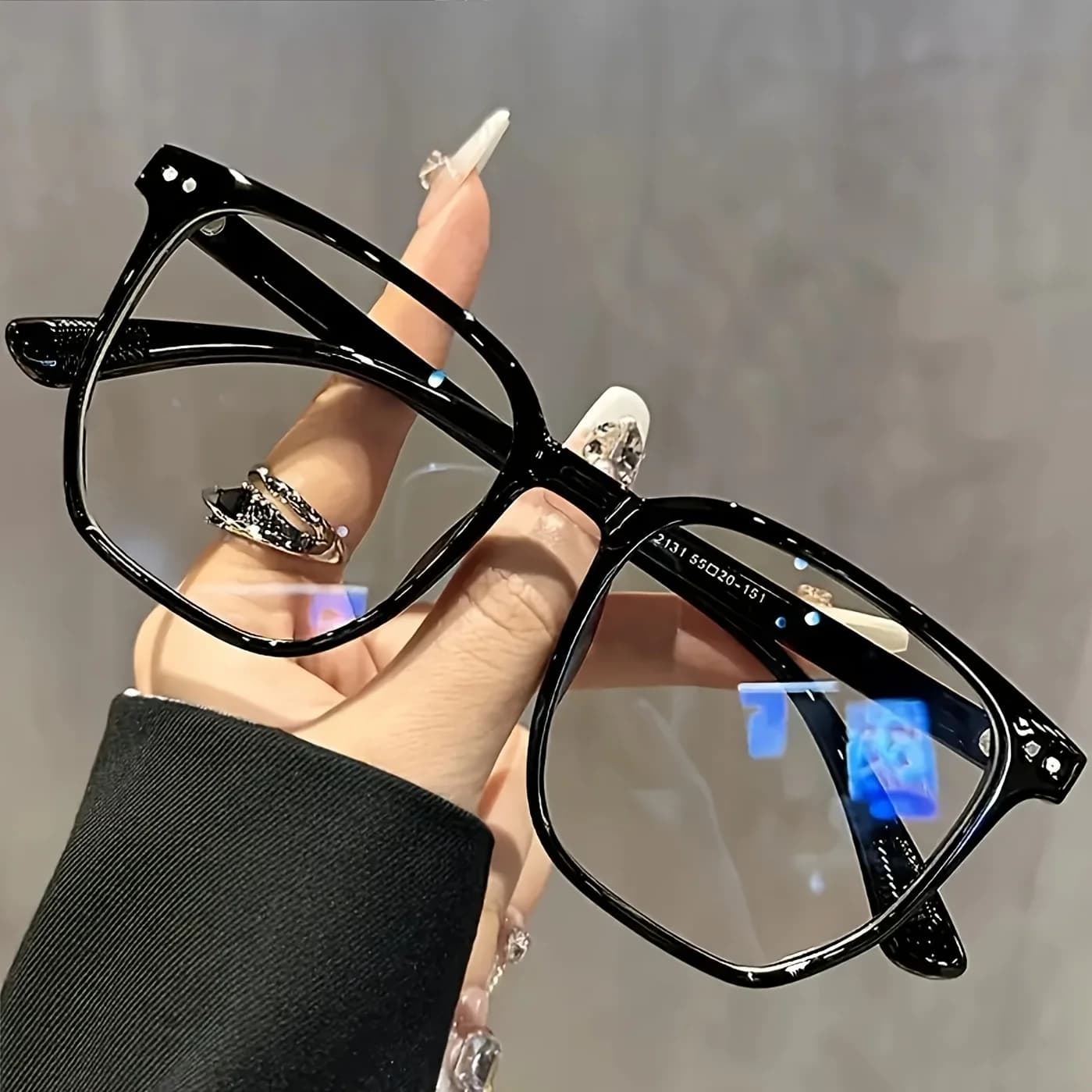 Unisex square flat light, anti-blue glasses, suitable for daily wear, clear lenses, light and comfortable