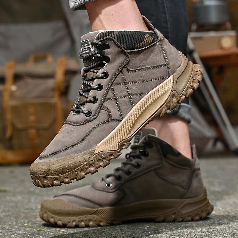Scarpe da Trekking Uomo 2026 Nuove in Vera Pelle, Sneakers Outdoor Casual Sportive Antiscivolo in Pelle Bovina, Stivali da Arrampicata
