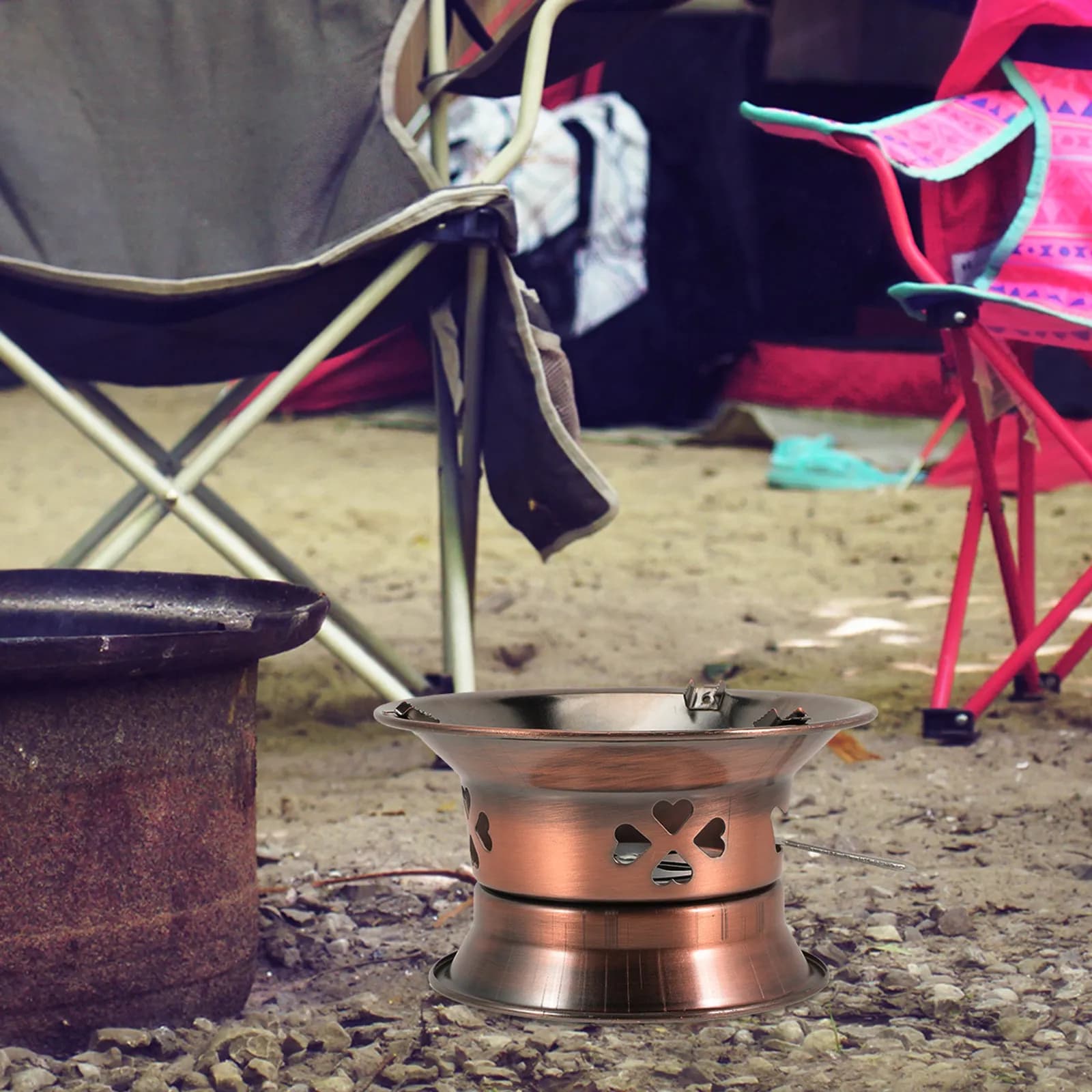 Fornello a Alcol per Campeggio, Fornello Portatile in Metallo, Bruciatore da Esterno, Design Leggero e Robusto, Ideale per Picnic e Escursioni