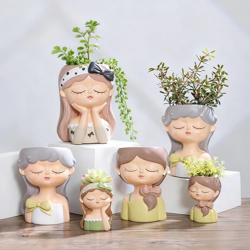 Resin Succulent Planter for Pretty Girl, Mini Ornament For Home Desk, Office, Garden Pot Decoration Fairy