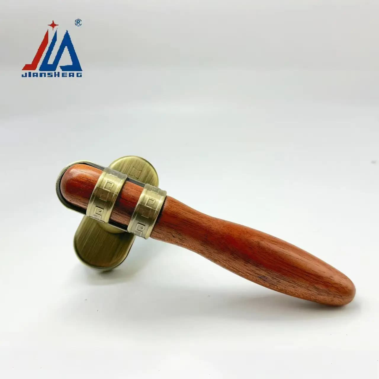 Maniglia moderna in legno massello in stile cinese Elegante maniglia hardware in legno di palissandro per cassetto dell'armadio con porta dei mobili