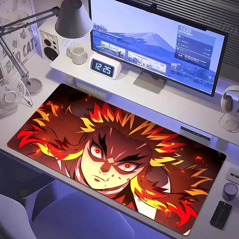Tappetino per mouse da gaming Demon Slayer Swordsmith Village, grande, in gomma, per tastiera e scrivania, con bordi cuciti da 2 mm.