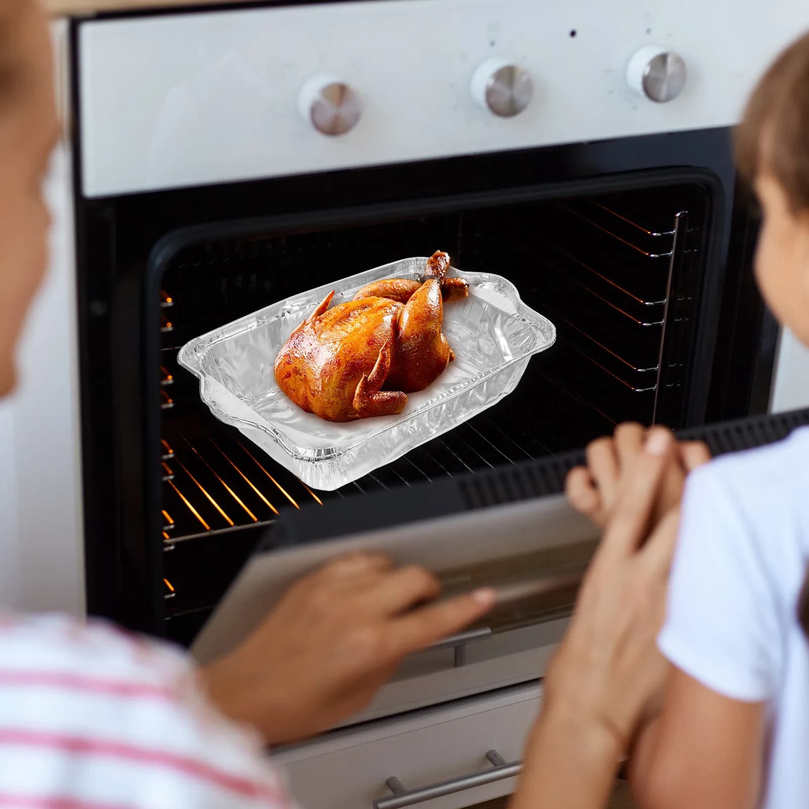 Set di 5 Pentole in Alluminio Riciclabili Resistenti al Calore con Coperchio per Forno, Microonde, Friggitrice ad Aria, Barbecue e Campeggio