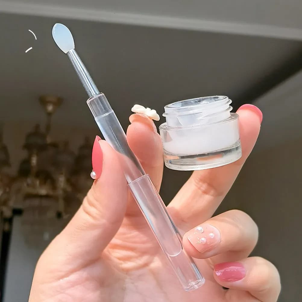 Set di pennelli per rossetto in silicone da 5 pezzi, set di pennelli per trucco portatili e compatti, applicatore per ombretto con impugnatura comoda, balsamo per labbra da donna