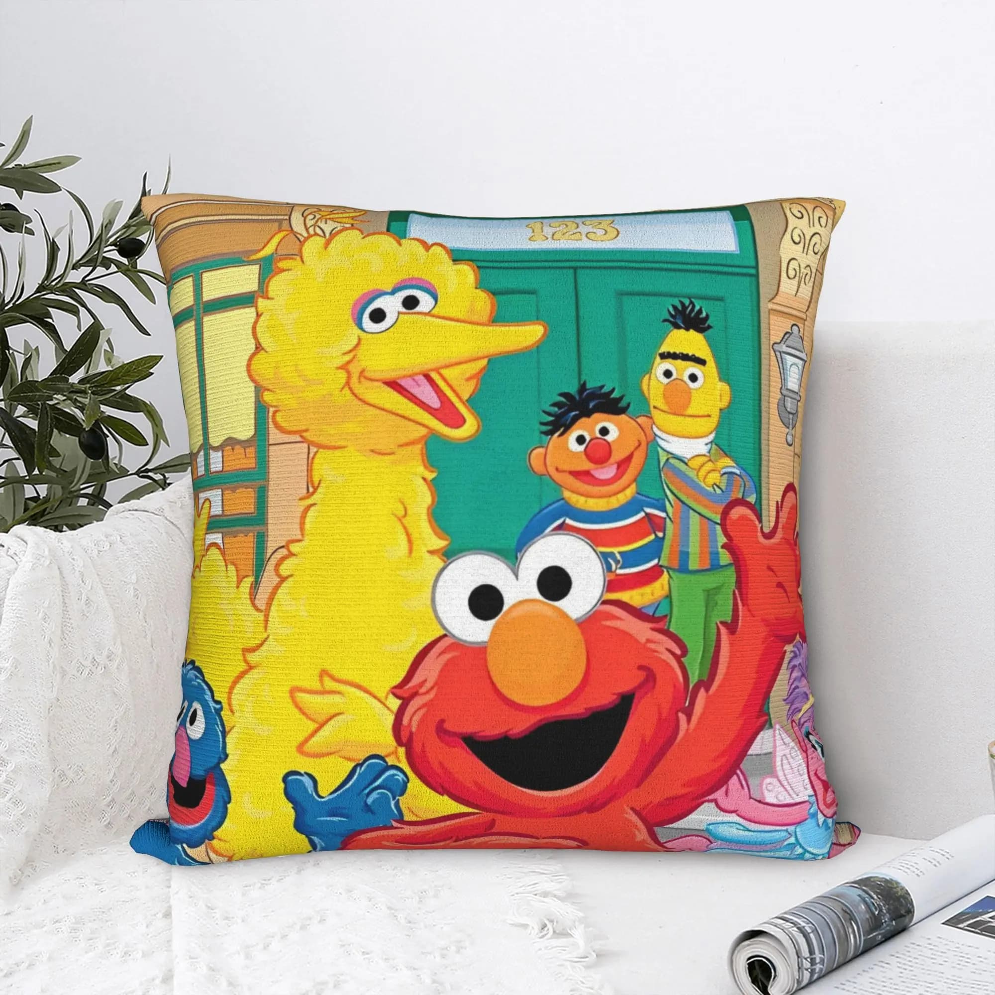 Decorative pillow with Sesame Street Theme Hinge, Fashion Cartoon Cushion for Sofa 45x45 cm