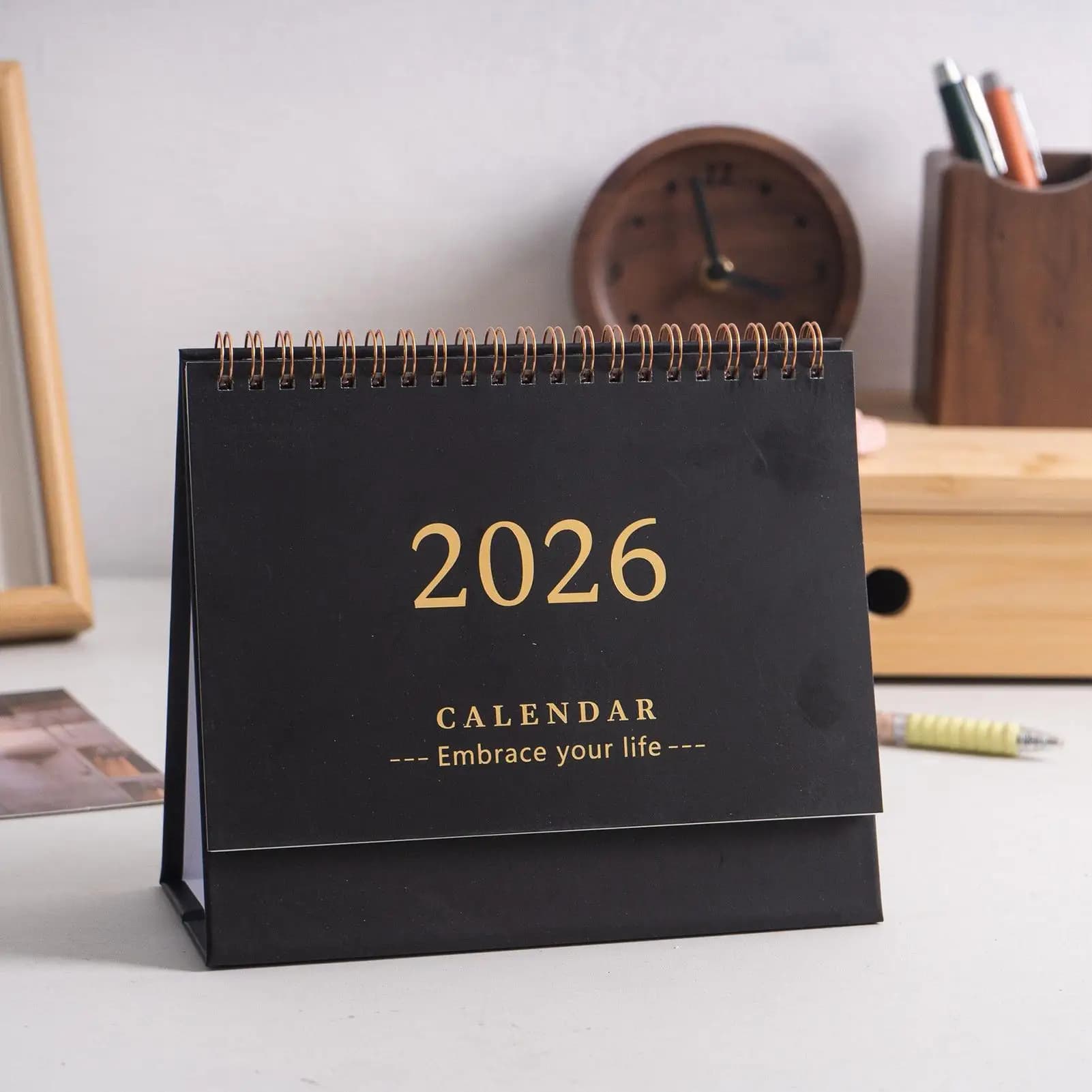 Calendario da tavolo 2026 Agenda mensile in carta da 12 mesi Organizzatore di pianificazione da tavolo per decorazioni per l'home office Regali di Natale Capodanno