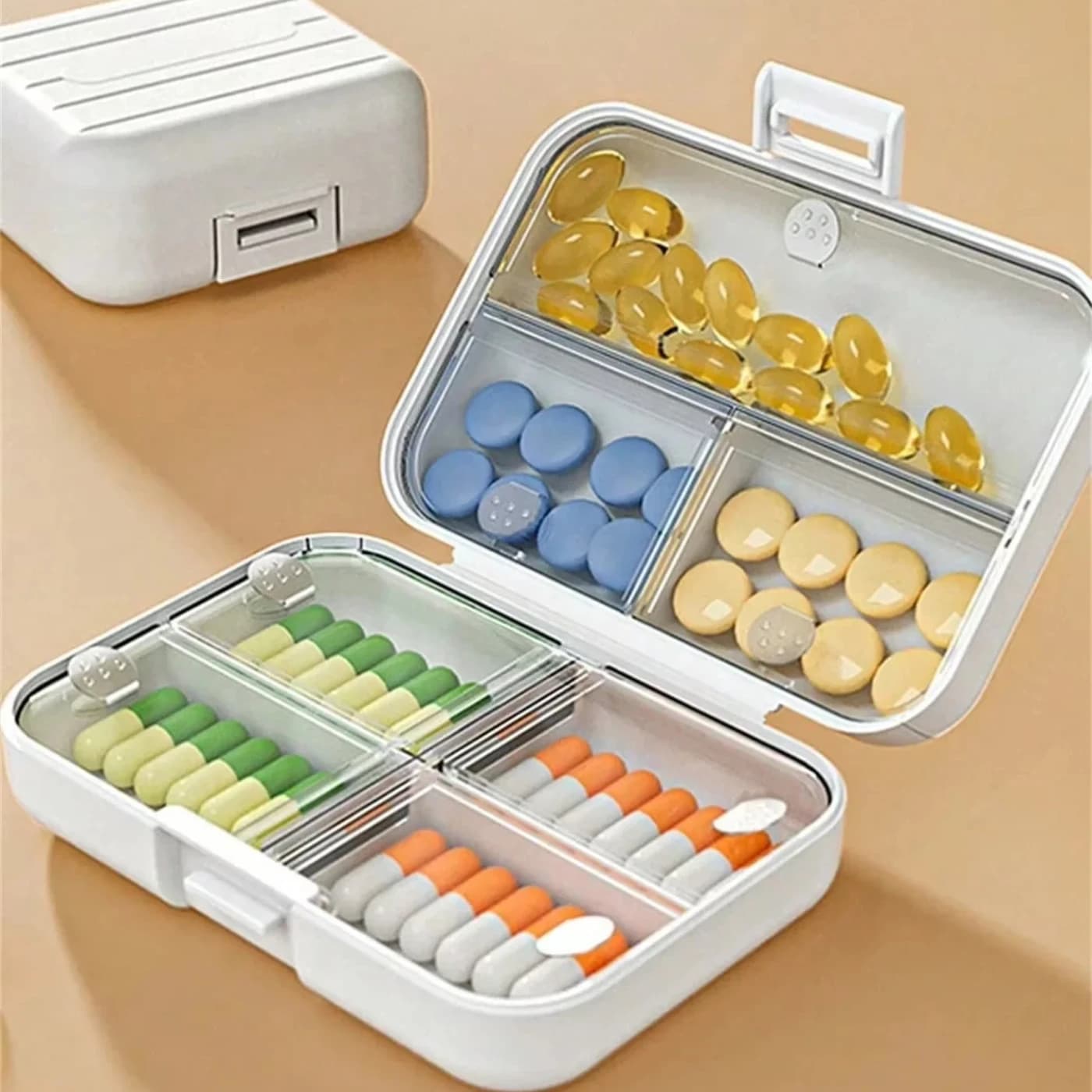 1-Piece 7-grid Portable Mini Travel Pill Box, Waterproof & Moisture Resistant Medicine Storage Organizer for Daily Medication