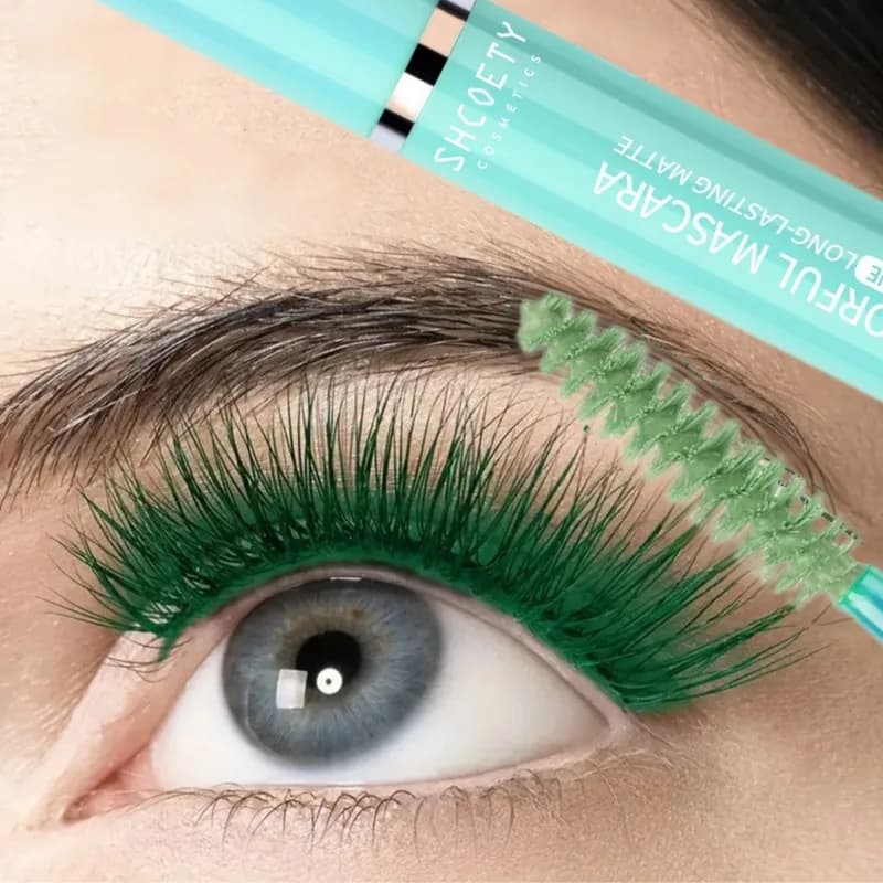 Colorful mascara, waterproof and unburdened, slender, thick and curly, hot make-up for Christmas stages