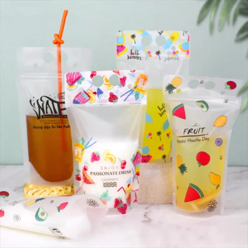 100PCS 400ML~500ML Plastic Drinking Pacakging Bag DIY Hot/Cold Juice Milk Tea Coffee Party Wedding Beverage Beer Handle Pouches