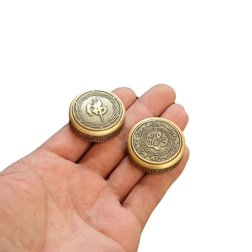 Fidget Spinner Zen Buddha, Spinner da Scrivania, Spinner da Dito, Giroscopio Rotante in Metallo Sensoriale per Adulti e Bambini