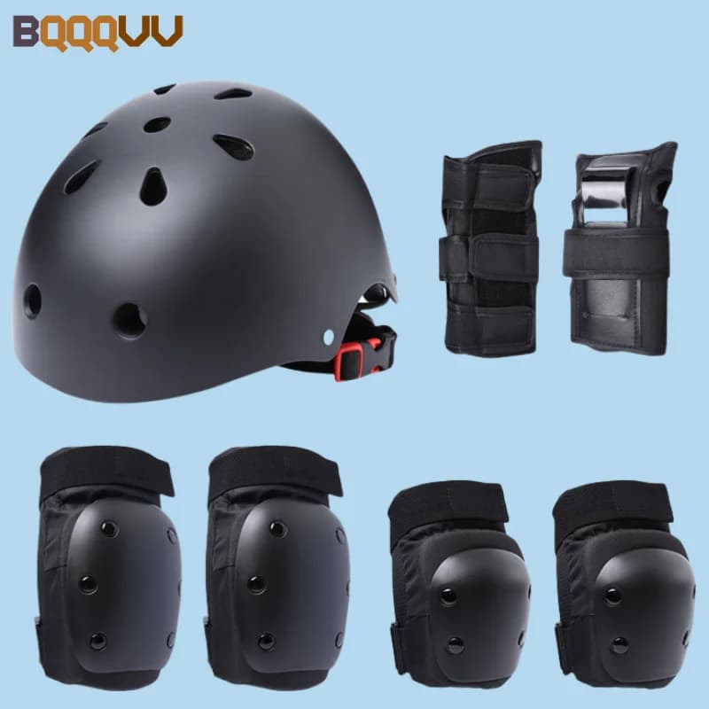 Set of 7 Pieces for Teenagers and Adults: Helmet, Protections for Knee, Elbows and Poles for Skateboard, Cycling, Skating and Cycling