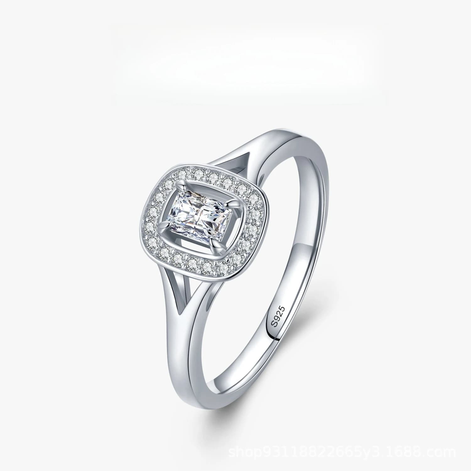 Anello in argento puro S925 placcato platino con zirconi cubici, anello versatile di lusso leggero da donna, accessorio regalo popolare.
