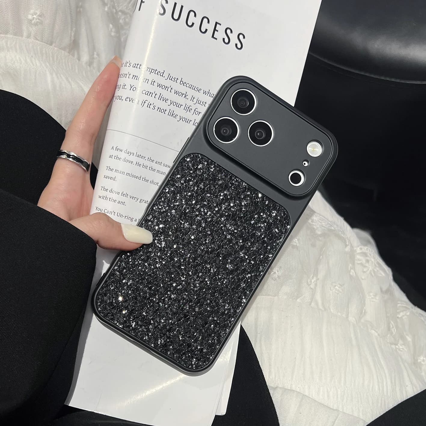 Custodia per telefono antiurto di lusso con glitter e gioielli a forma di diamante per iPhone 17 Air 17 16 15 14 13 12 Pro Max Plus 11, cover posteriore in TPU con paraurti