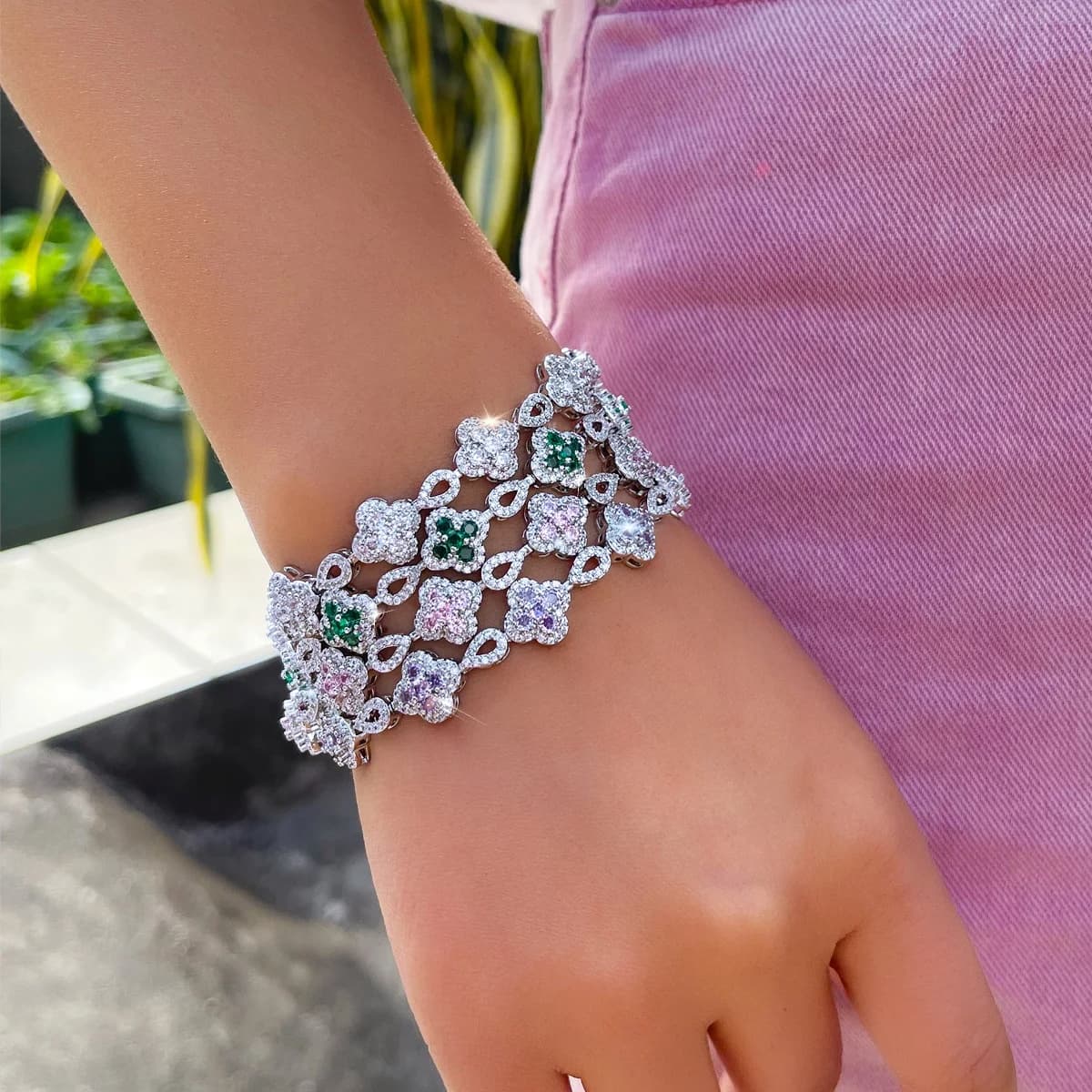 Bracciali Tennis Pera con Zirconi Scintillanti Colorati a Forma di Fiore a Quattro Foglie, Splendidi Gioielli da Donna per Matrimoni e Feste, Regalo B122