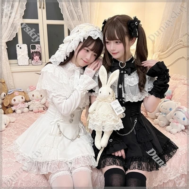 Yamikawaii Mass Production Type Jirai Kei Camicetta con bordo in pizzo, Polsini staccabili, Accento con catena e spilla, Cosplay e Uso quotidiano