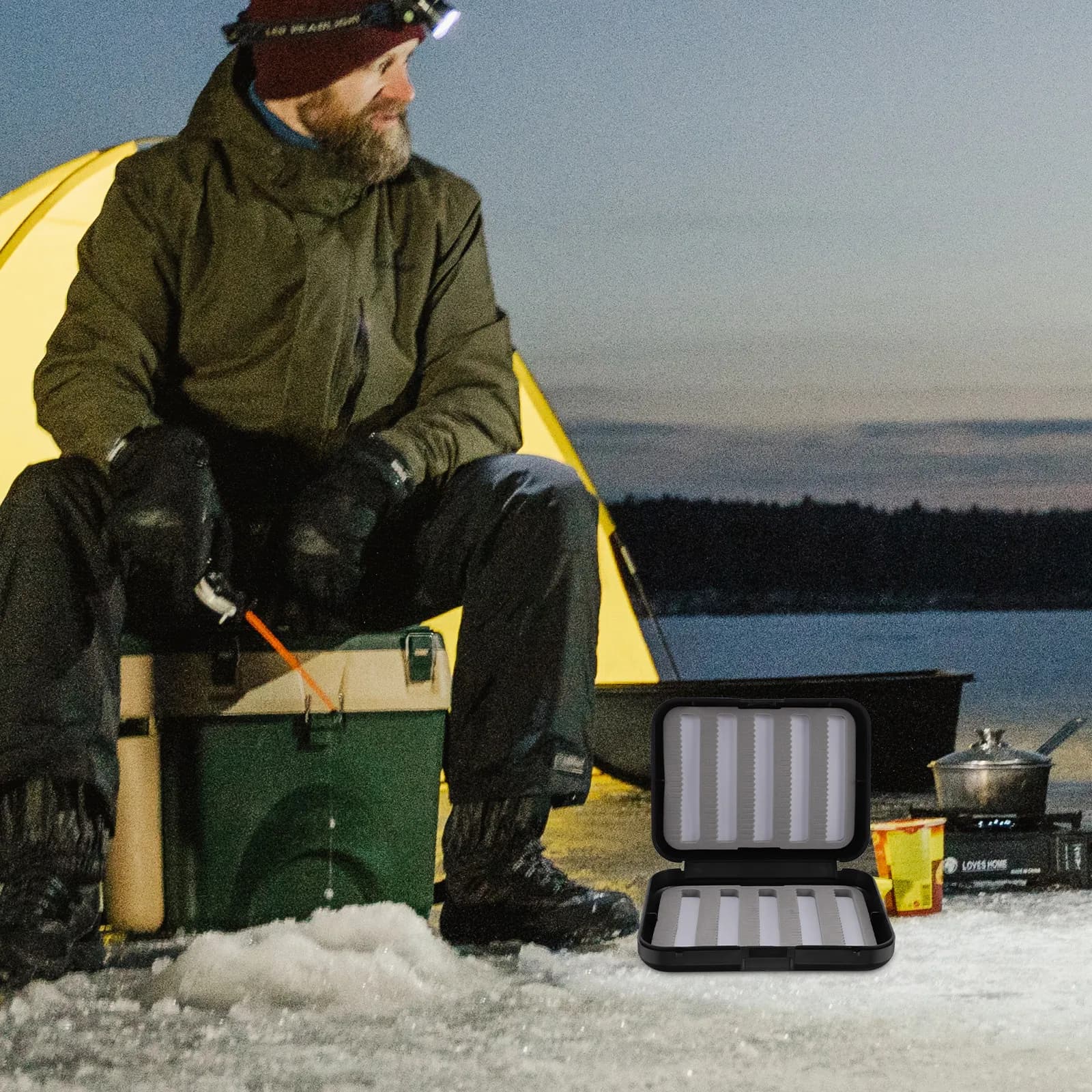 1Pcs Waterproof Fly Fishing Box Professional Lure Hook Storage Tackle Organizer for Saltwater Ice Fly Fishing Portable Gift