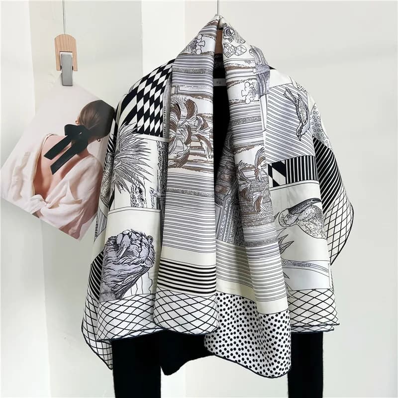 Grandi Sciarpe di Seta di Marca, Designer, con Bordi Arrotolati a Mano, Scialli, Bandane da Donna, Accessori, Cinture, Sciarpe per Capelli e Collo, Foulard per la Testa