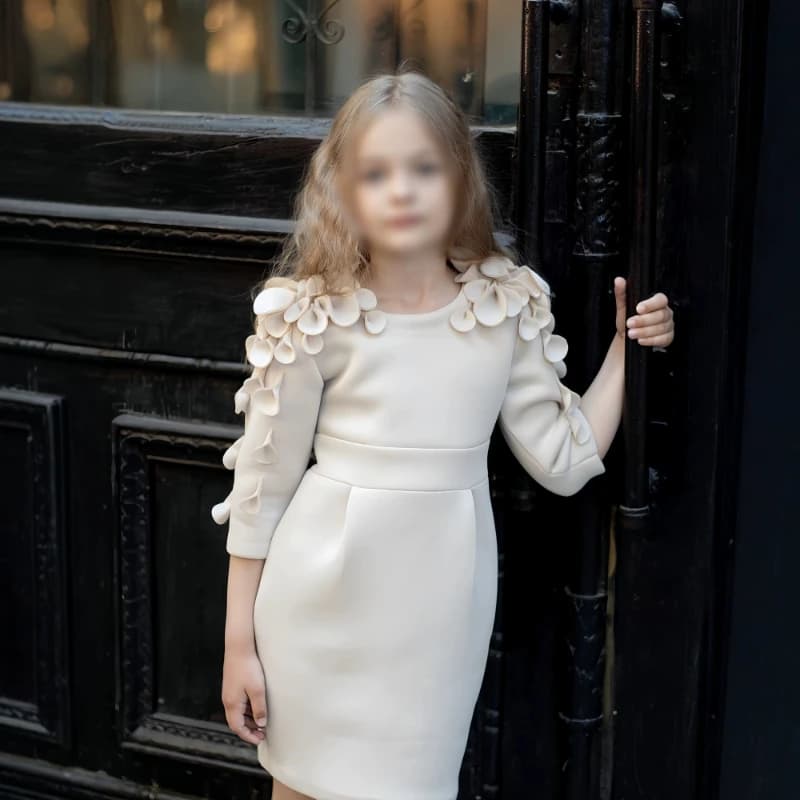 Nuovo Abito a Maniche Lunghe per Bambine 2026, Elegante Vestito Floreale da Principessa, Costume Formale per Esibizioni di Pianoforte e Concorsi