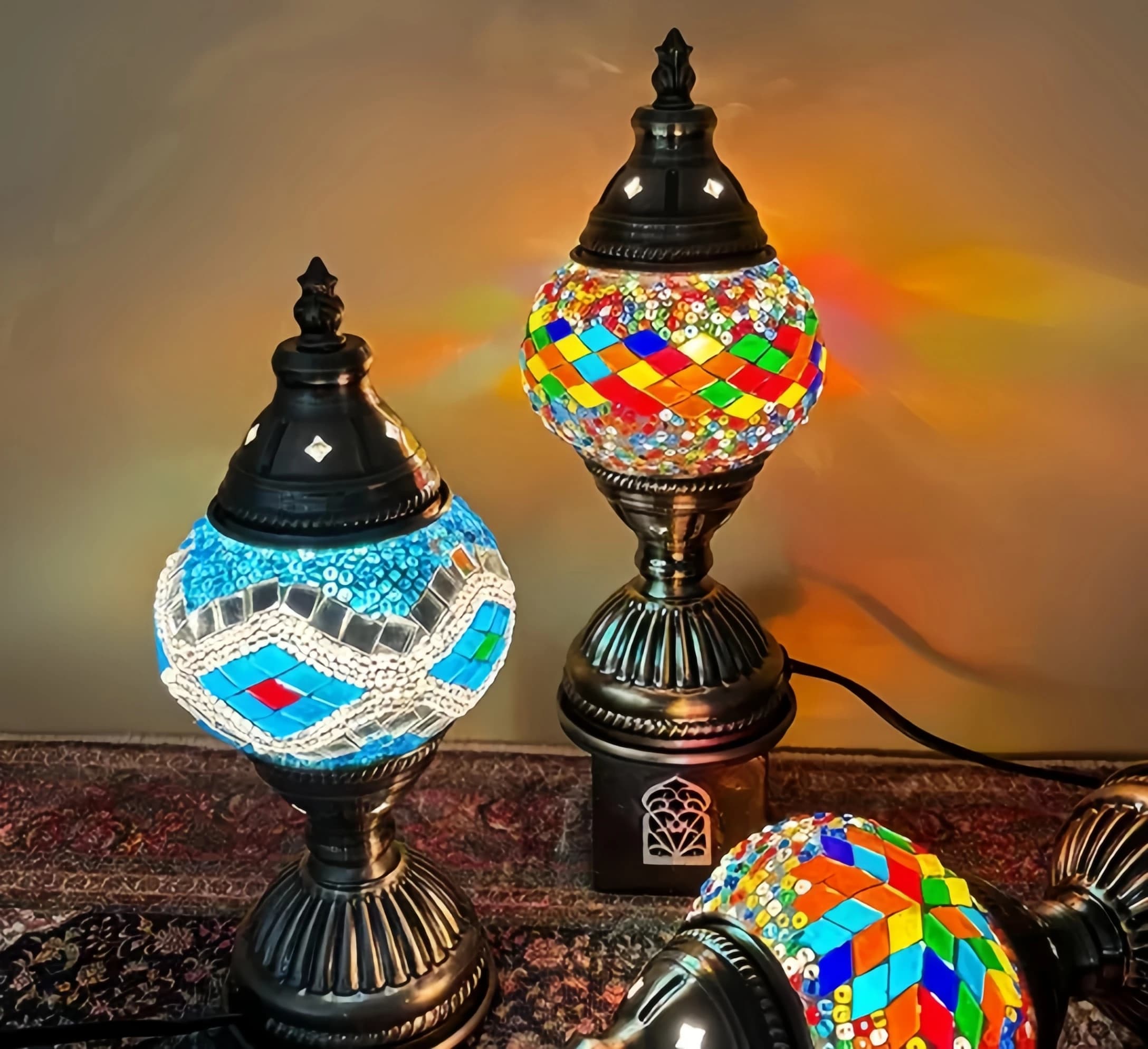 La più recente lampada da tavolo a mosaico turco Vintage Art Déco artigianale Lamparas De Mesa Ball Glass Romantic Bed Light Lampada da notte a LED