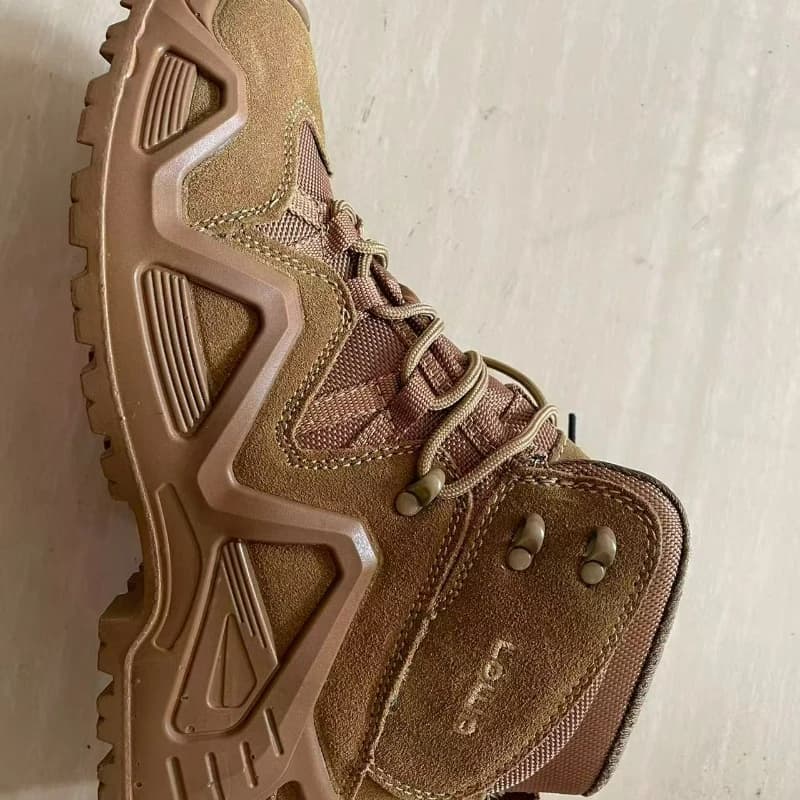 Scarpe da trekking classiche di marca per uomo Scarpe da passeggio per esterni firmate Scarpe da trekking antiscivolo da uomo Stivali da alpinismo in gomma da uomo