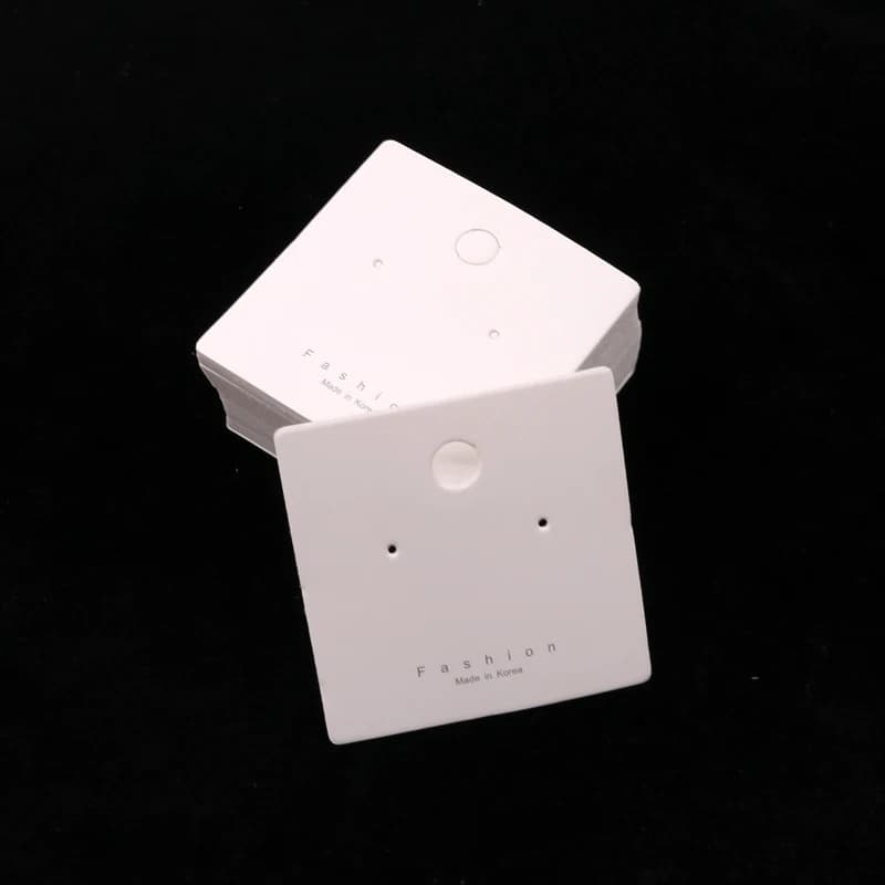 50pcs White Jewelry Cards orecchini a bottone imballaggio espositore 5x5cm 7x7cm carta gioielli Stand tag etichetta appesa personalizzata