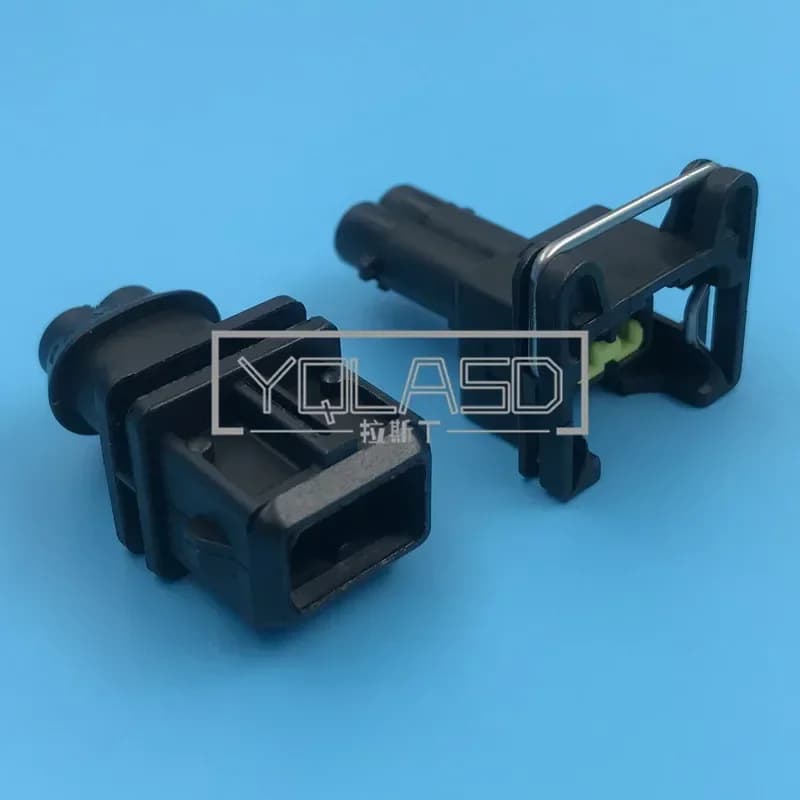 Set di 2 Connettori per Auto: Iniettore Carburante, Sensore Olio, Presa Motore e Connettore AC