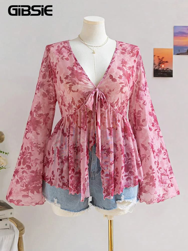 GIBSIE Plus Size Sweet Print With V-neck Front T-shirt Top Women 2025 Autumn Holiday Style Full Sleeve Waisted Pepper Shirt Shirt
