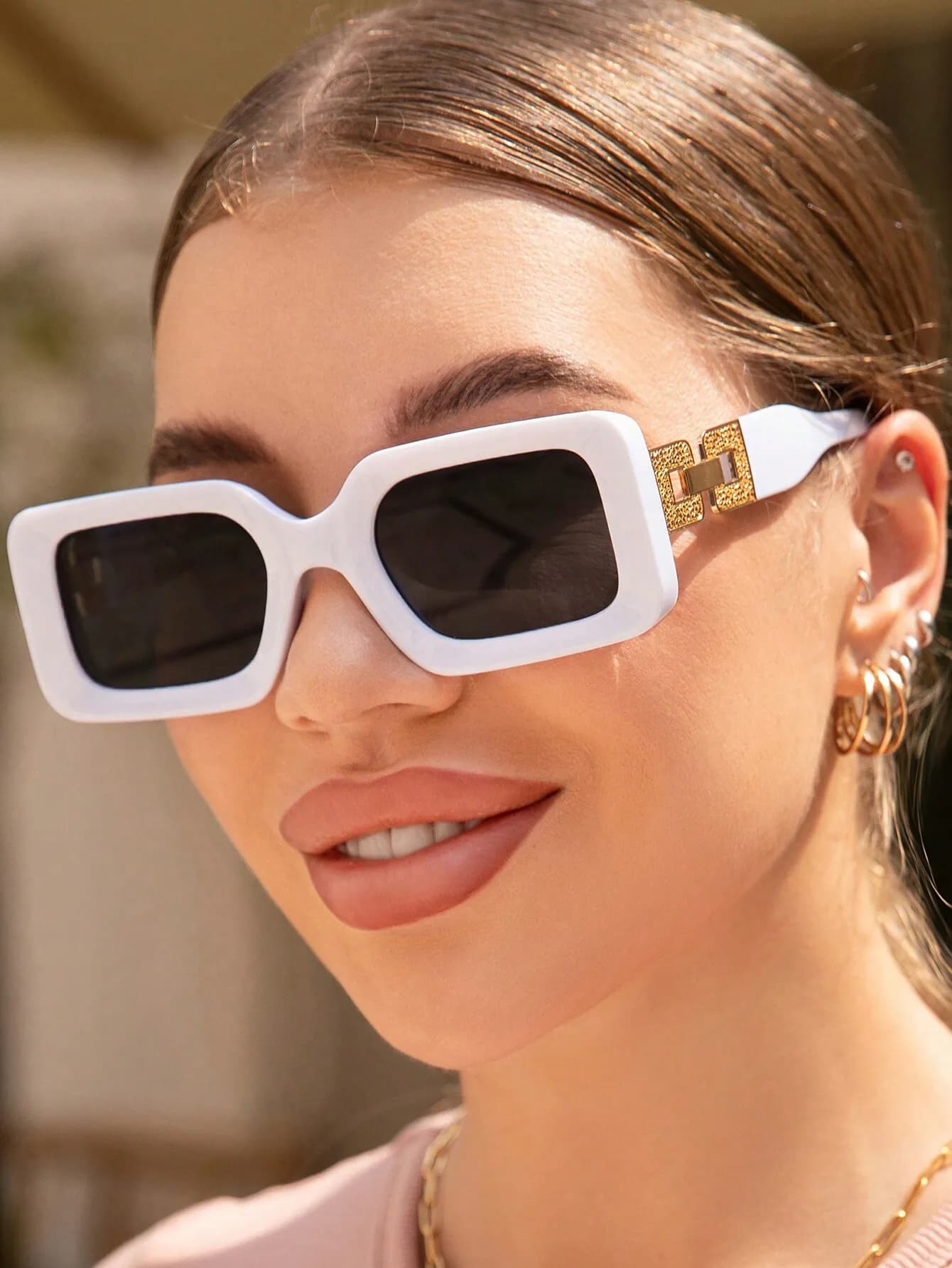 Retro Rectangle Frame Plastic Sunglasses Fashionable Classic Design Outdoor Travel Beach Vacation UV Protection Eyewear Decor Beach Accessories For Women Sun Glasses Sunglasses Shades Basics And Suit For Sweater Jeans Sweatpants Hoodie Jackets Dress And L