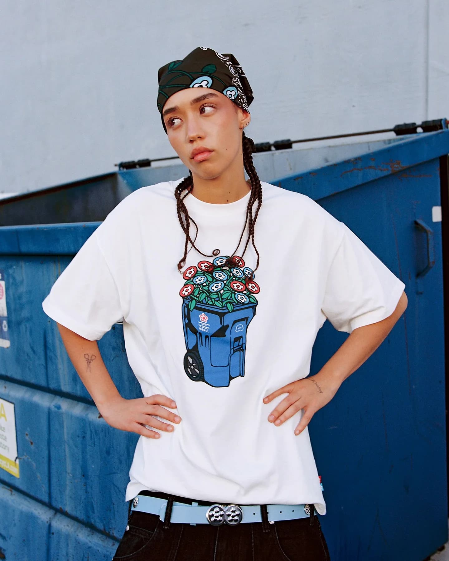 T-shirt grafica Hip Hop Cartoon Trash Can T-shirt gotica casual in cotone a maniche corte Y2k Top High Street Harajuku Streetwear