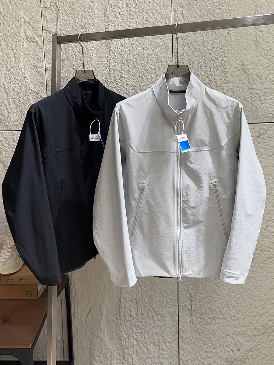 3D Functionality Windproof Waterproof Outdoor Men's Jacket Stand Collar Coat Standard Fit Long Sleeve Zipper Closure