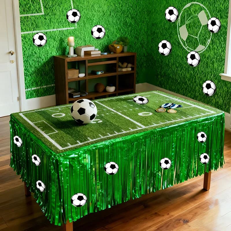 Confezione da 1/2 Pezzi: Gonna da Tavolo con Nappe a Tema Calcio e Adesivi da Calcio per Feste a Tema Sportivo per Bambini e Adulti, Decorazioni per Compleanni