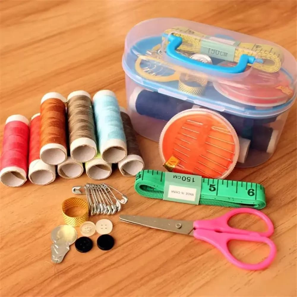 Kit da cucito multifunzionale con scatola portaoggetti Metro a nastro facile da cucire con scatola portaoggetti per cucire con ago superiore