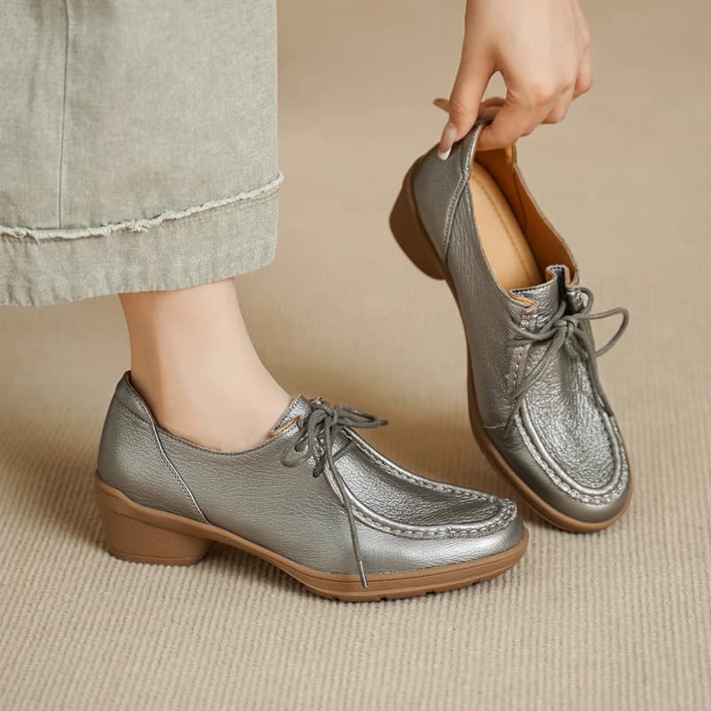 2026 Autumn New Women's Sheepskin Round Toe Lace-up Pumps 4cm Square Heel Med Heel Casual Female OL Style Daily Heels Shoes