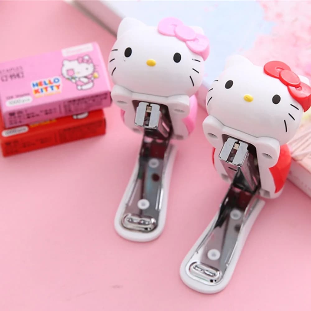 Set Mini Cucitrice Sanrio Anime Hello Kitty, Macchina Portatile per Rilegatura Carta Colorata, Cancelleria alla Moda, Forniture per Ufficio e Scuola, Regali