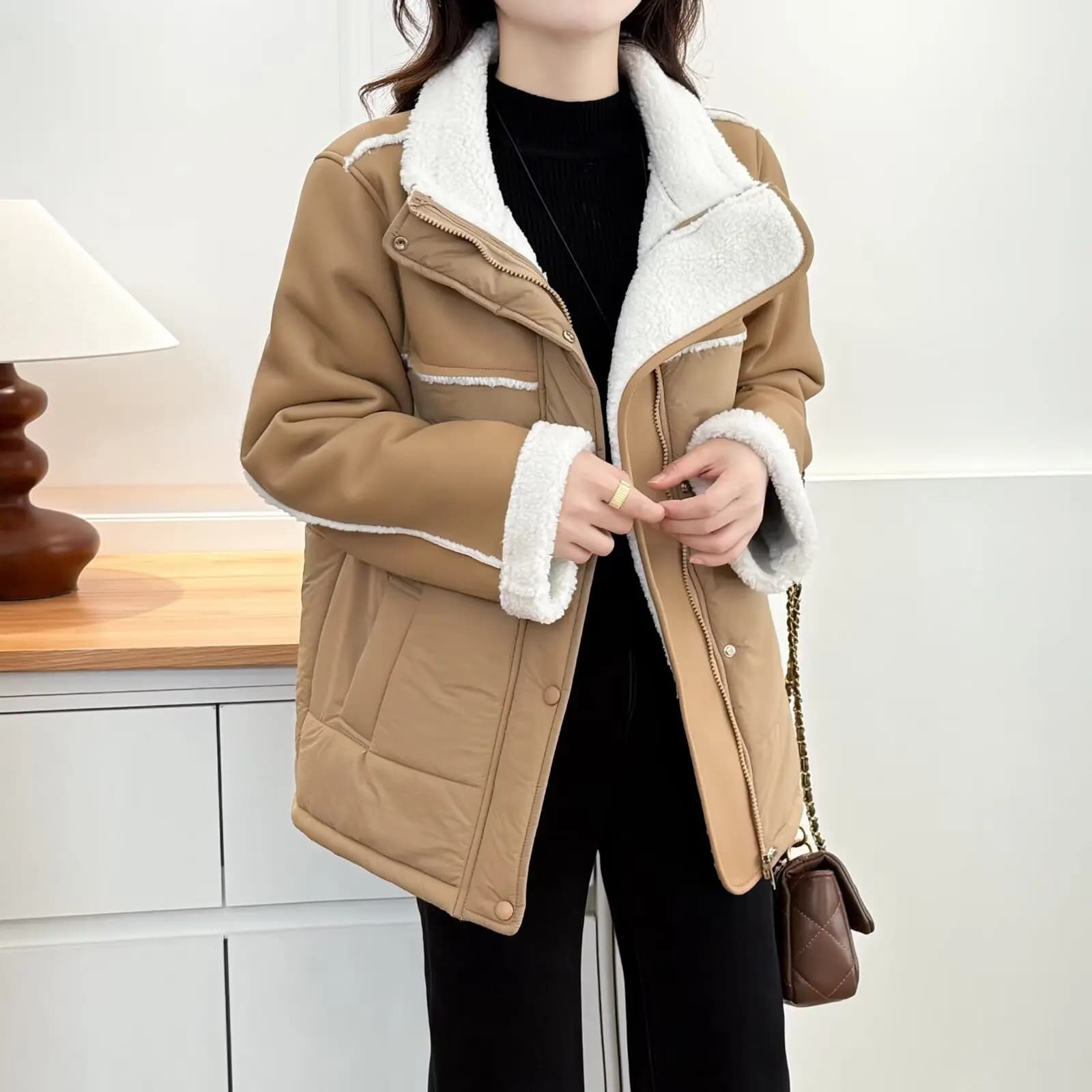 XXXXL Moda Plus Size Parka da donna Inverno Nuovo elegante pelliccia di agnello in pile Patchwork colletto rialzato giacca imbottita cappotto caldo 2256