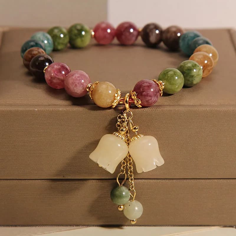 LATS Squisito braccialetto in pietra Elegante ciondolo a forma di fiore del mughetto Braccialetti con perline elastiche per regalo di gioielli per feste da donna