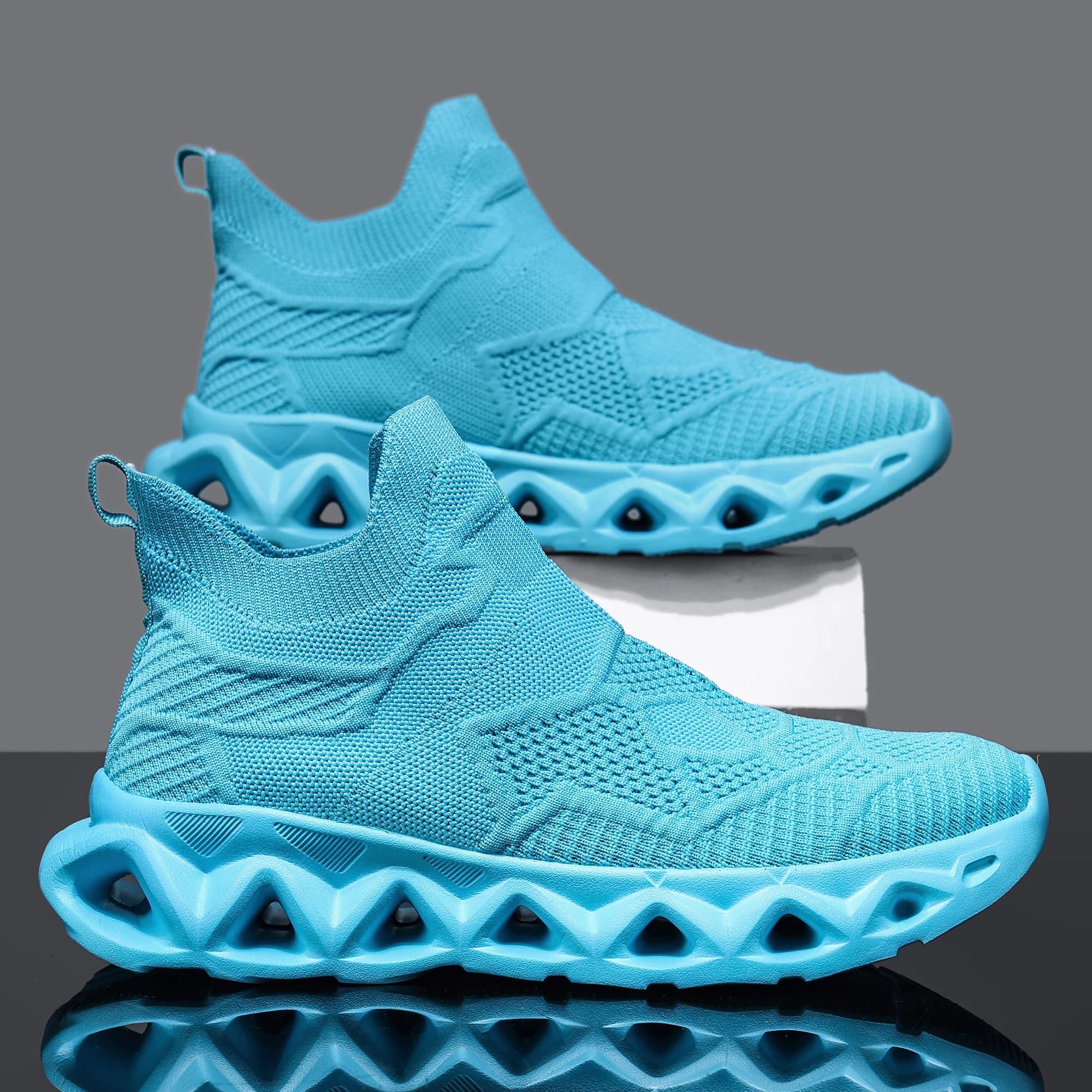 Men's Shoes Comfortable Sneakers Breathable Sneaker Shoes For Women Mesh Tennis Shoes Outdoor Unisex Air Waling Casual Shoes