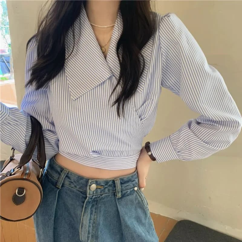 Camicia Elegante a Righe Blu con Colletto Corto da Donna, Stile Coreano con Cintura Annodata, Top Slim Fit alla Moda per l'Ufficio