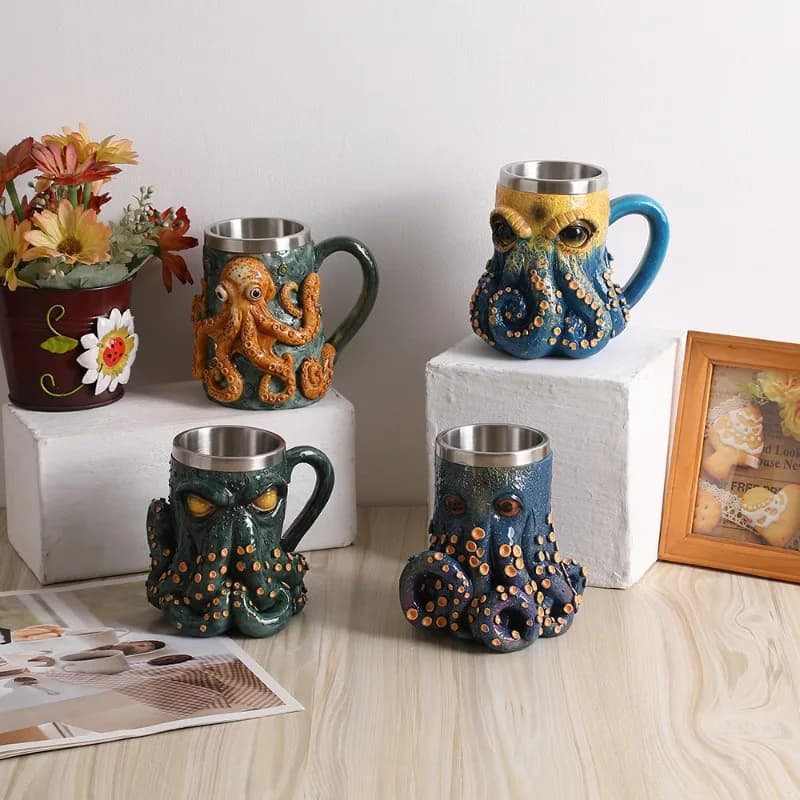 Boccale da Birra Vintage con Rilievo a Polpo, Tumbler Isolato in Acciaio Inossidabile con Manico in Resina, Articolo per Bevande, Regalo per Casa, Ufficio, Bar
