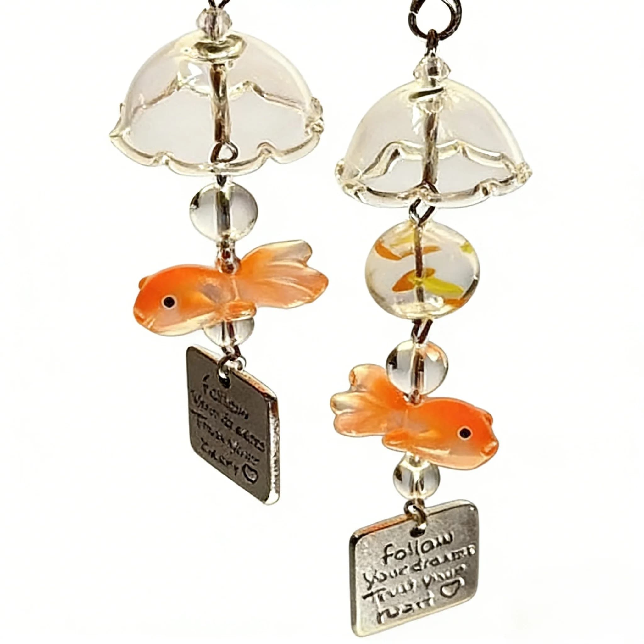 Goldfish Dreamland Handmade Beaded Pendant, Small Fish Wind Chime, Suitable for Mobile Phones, Ccd Devices, and Bag Charms, the Perfect Gift for Giving