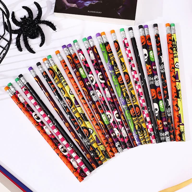 20pcs Random Color Halloween Theme Pencil Set with Eraser - Pumpkin, Skull, Bat and Spider Designs, Festival Stationery