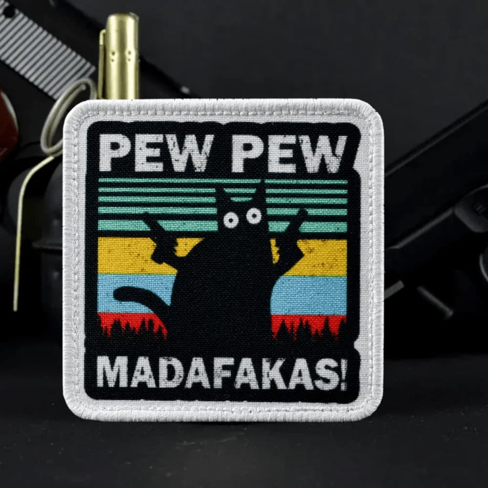 PEW PEW MADAFAKAS Cat Morale Patch Toppe ricamate Distintivo militare Bracciale Gancio e anello Emblema Adesivi per zaino