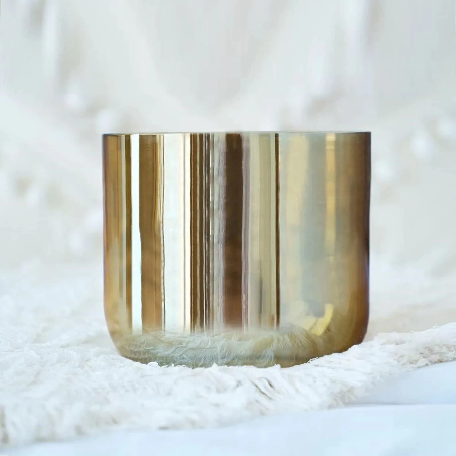 Pure gold cosmic crystal singing bowl quartz bowl for sound meditation and healing sound therapy