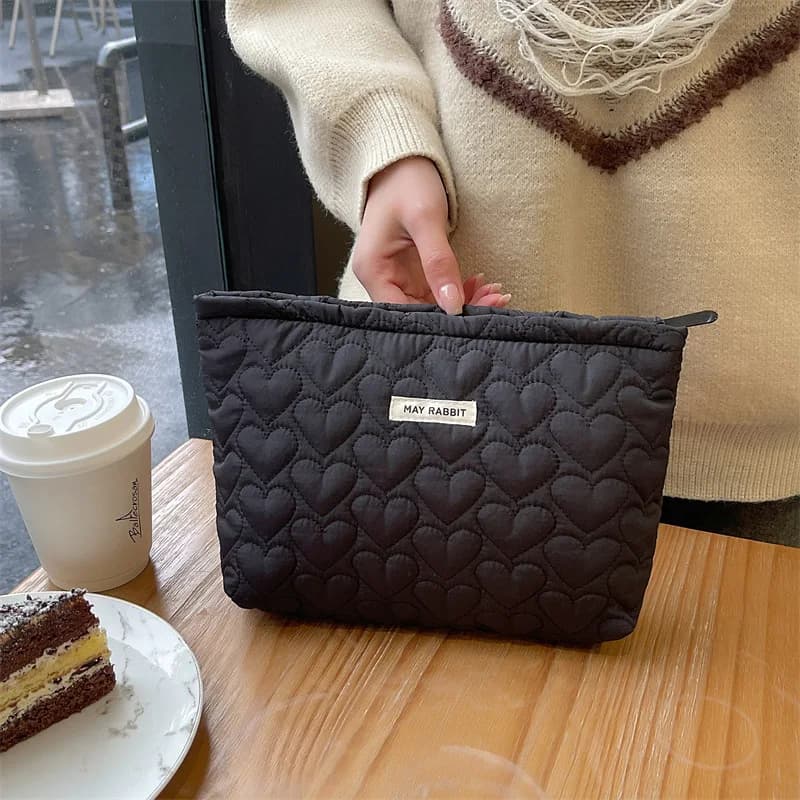 New Model Heart Bag for Women's Makeup Toiletries Cosmetic Organizer Zipper Bag Travel Bag Cosmetic Bags for Women's Makeup