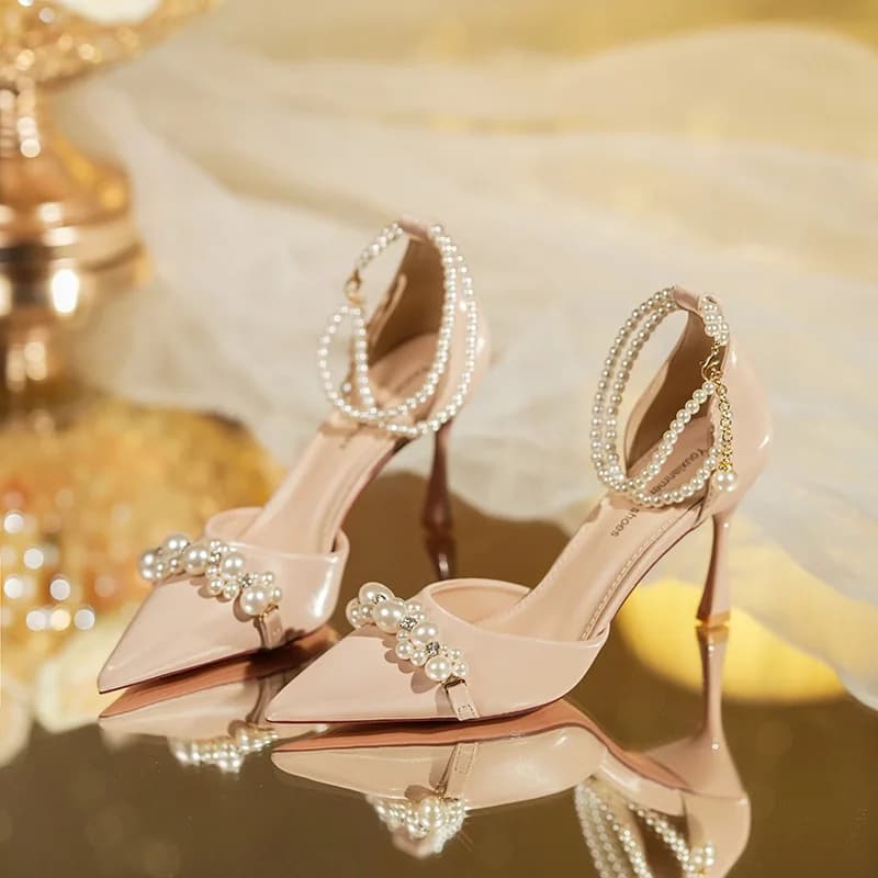 High heels in French style, summer, elegant, with pearls, from ceremony, from bridesmaid, with skirt.