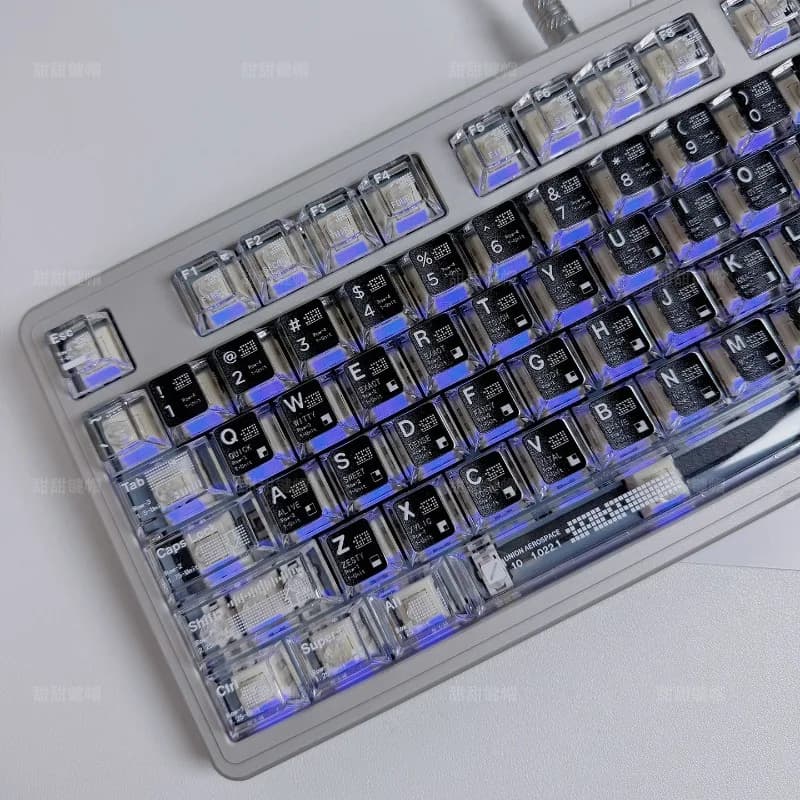 Transparent UV compatible mechanical keyboard
