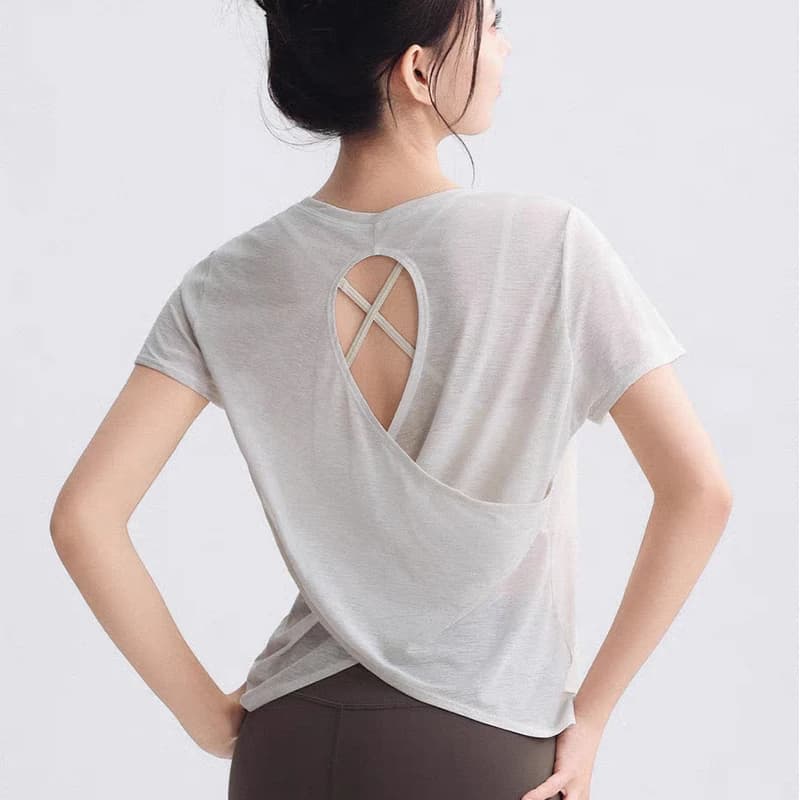 T-shirt sportiva aderente da donna T-shirt da yoga a maniche corte ad asciugatura rapida T-shirt da corsa per pilates Camicia fitness sexy per la schiena